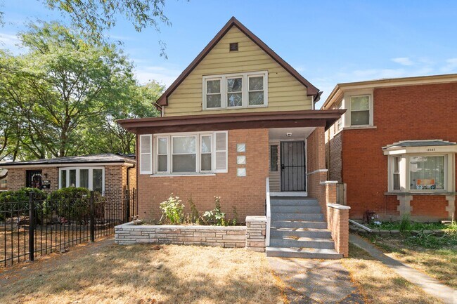 Building Photo - 12354 S Perry Ave