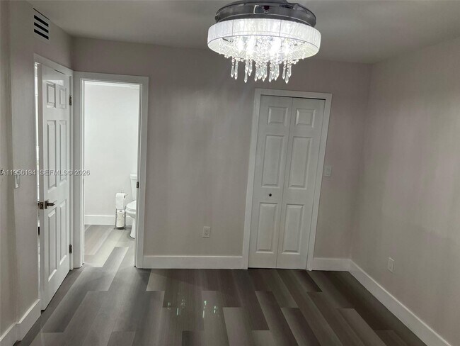 Foto del edificio - 8215 SW 152nd Ave