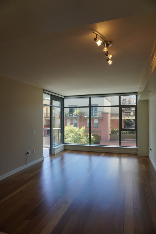 Building Photo - 1441 Ninth Ave