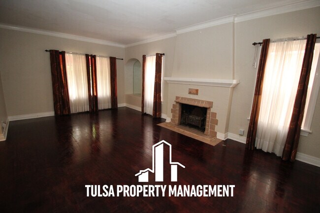 Building Photo - 1639 S Florence Pl