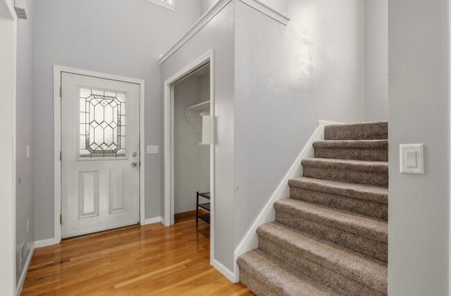 Building Photo - ? Luxury Living in Saginaw Township | 4 Bed • 4 Bath ?