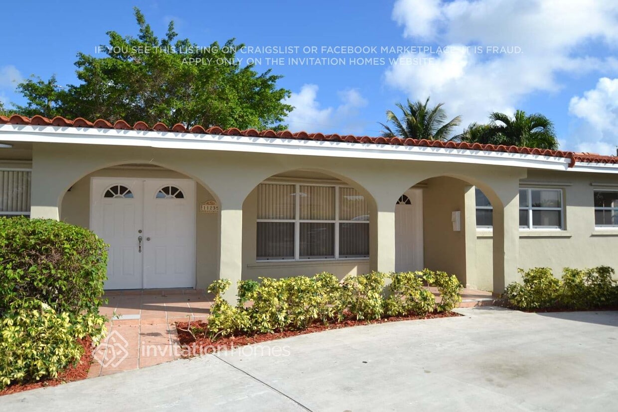 Foto principal - 11235 NW 61st Ave