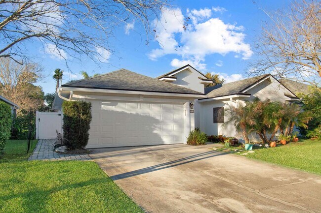 Foto del edificio - 880 Oak Arbor Cir