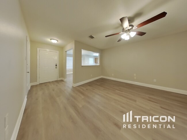 Foto del edificio - 4738 Black Rock St