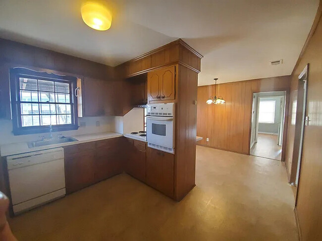 Foto del edificio - 6401 Sandpiper Dr
