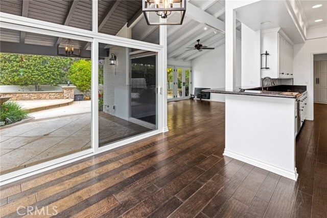 Building Photo - 2211 Fortuna