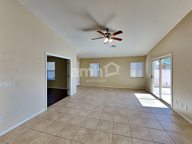 Building Photo - 8790 S Desert Valley Way