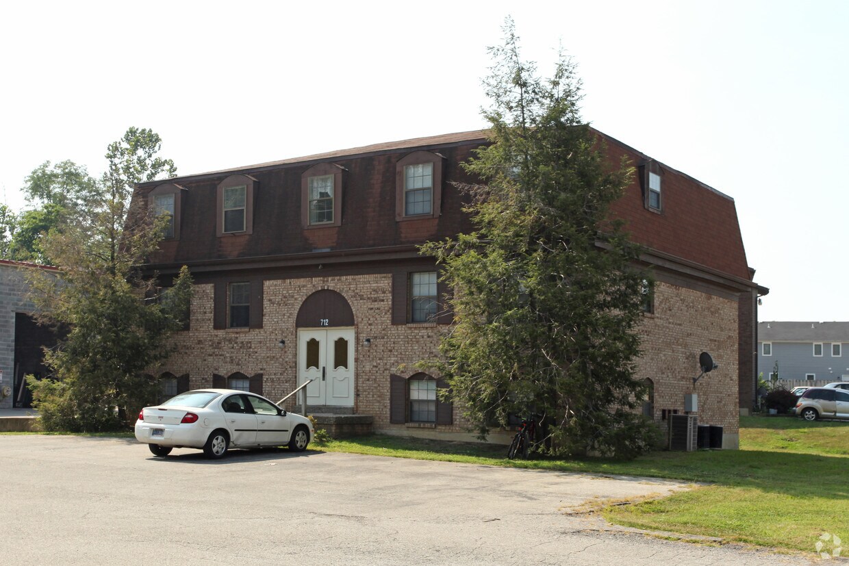712 Mt Tabor Rd, New Albany, IN 47150 Apartments in New Albany, IN