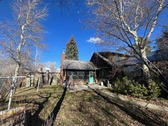 Primary Photo - 26 N Lake Ave