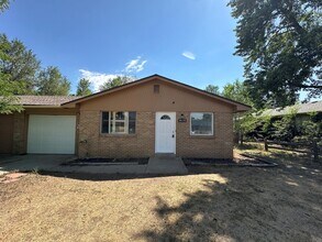 Building Photo - 4638 Swadley St