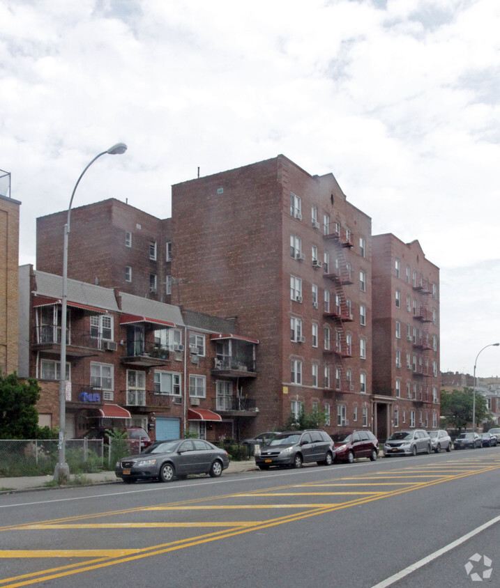 Primary Photo - 1388 W 6th St
