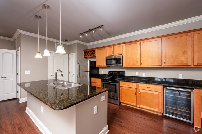 2BR, 2BA - 1,055SF - Kitchen - 82 Flats