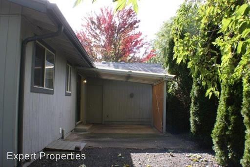Building Photo - 1845 Roberts Rd
