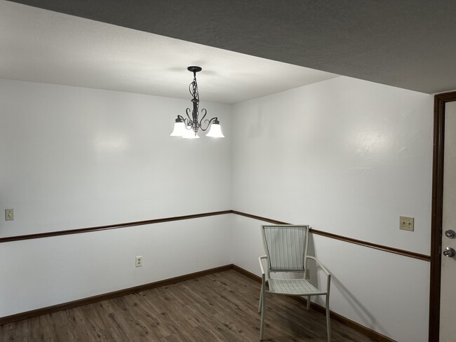 Foto del edificio - 5713 Tibaron Ln