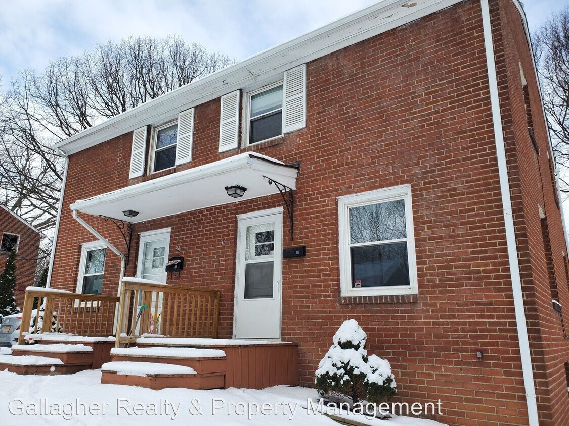 Primary Photo - 2 br, 1.5 bath House - 36 Burley Rd