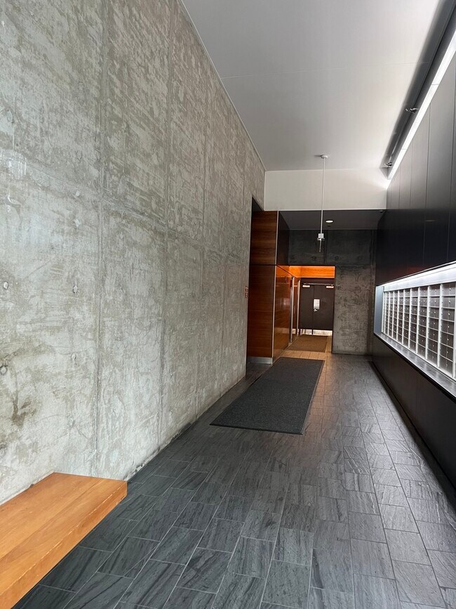 Building Photo - 1720 S Michigan Ave