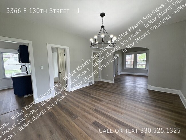 Foto del edificio - 3366 E 130th St