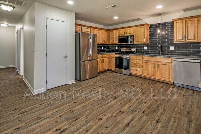 Foto del edificio - 1109-1111 E 173rd St