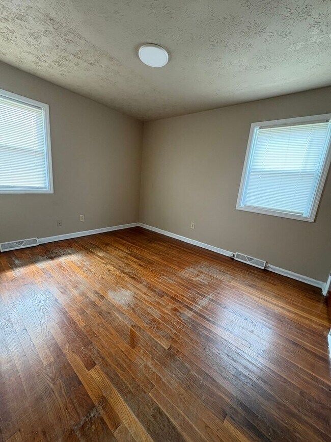 Foto del edificio - 2 Bedroom Duplex on Strode Station Circle