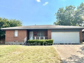 Building Photo - 1032 Glen Park Dr