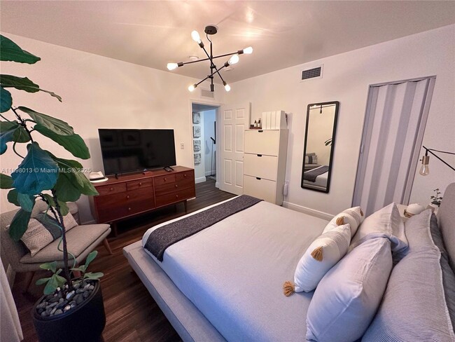 Foto del edificio - 540 NW 7th St