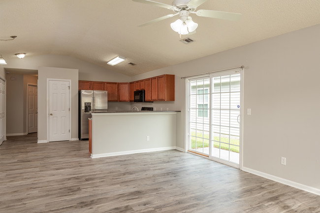 Building Photo - 87 Tiller Way