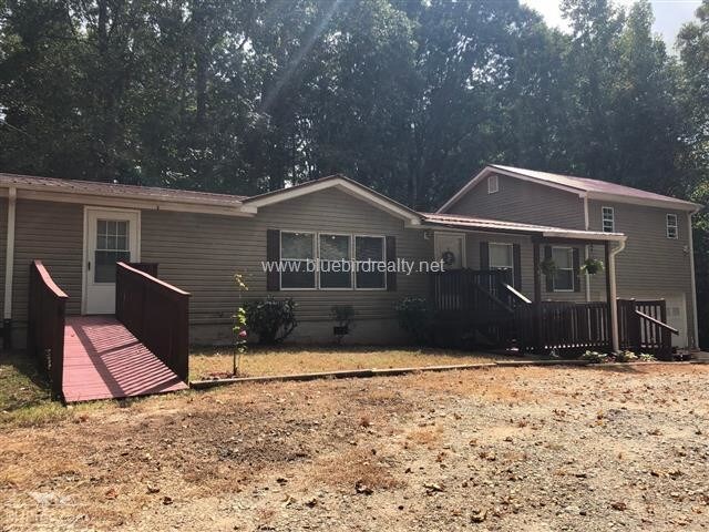 Building Photo - Home in Turtle Cove Community on Lake Jackson