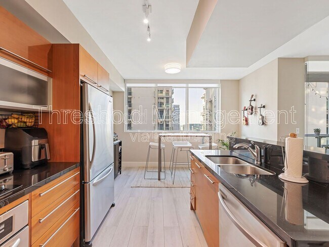 Foto del edificio - 253 NE 2nd St