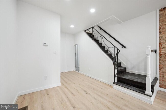 Foto del edificio - 1853 Tulip St