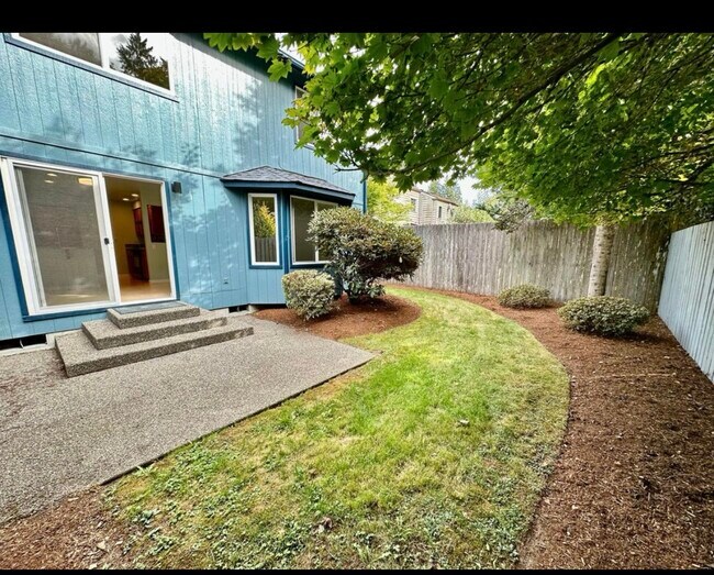 Foto del edificio - 1719 Quince St NE