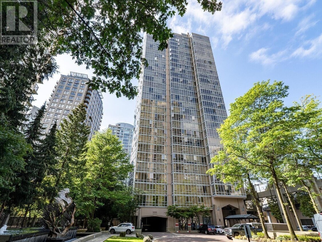 Photo principale - 950-1950 Cambie St.