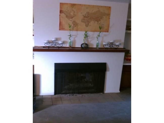 Living Area - 1000 Maxwell Ave