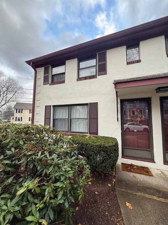 Foto principal - 2 Frazer Rd