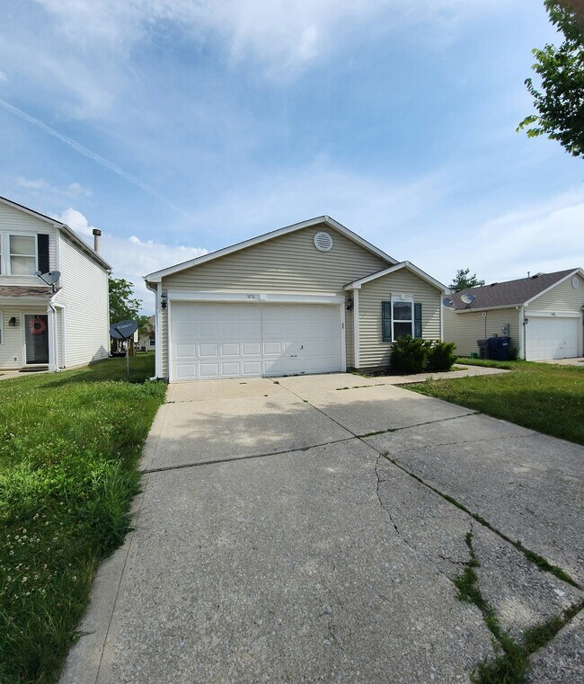 Building Photo - 11896 Wapiti Way