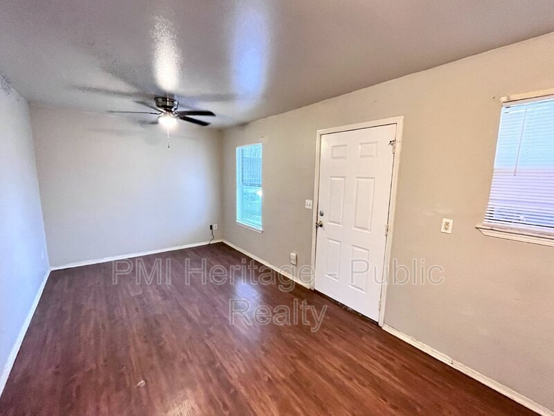 809 E Huntsville Ave Unit Apt 105, Springdale, AR 72764 Condo for