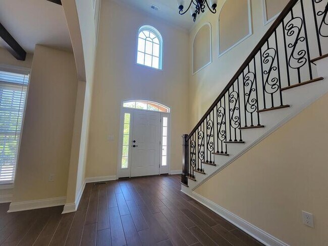 Foto del edificio - 544 Links Pointe Ct
