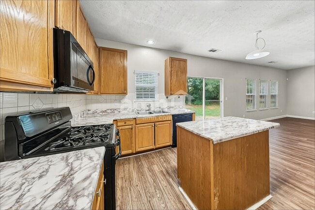 Building Photo - 540 Gables Ct