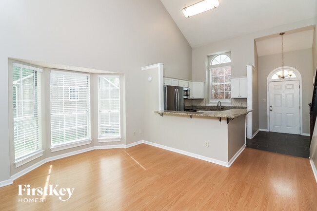 Foto del edificio - 4242 Abington Walk NW