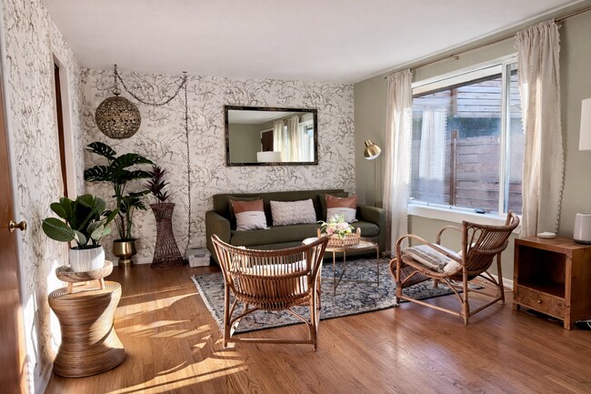 Foto del edificio - 4324 3rd Ave NW