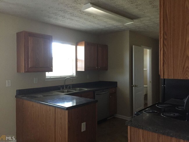 Foto del edificio - 4480 Chester Ln
