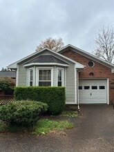 Building Photo - 201 Morningside Dr