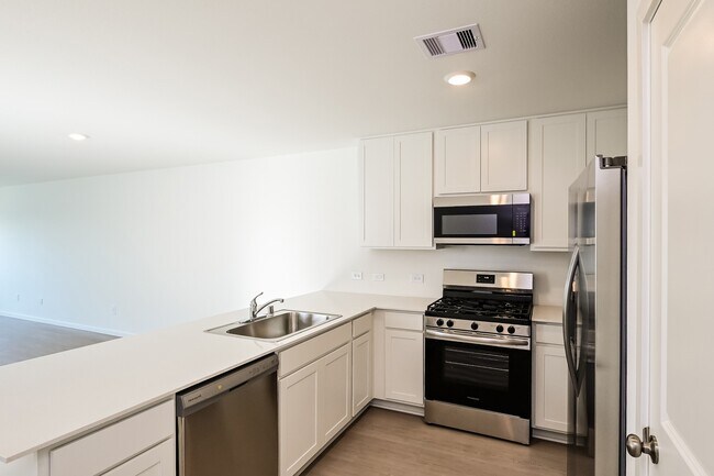 Foto del edificio - 10811 Bird Of Paradise Ln