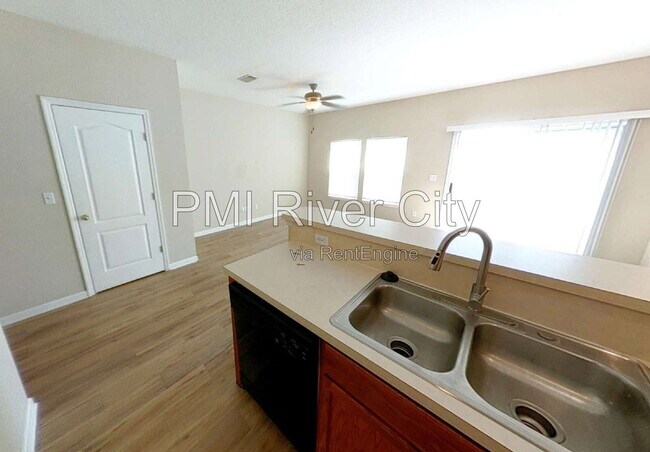 Foto del edificio - 1740 Biscayne Bay Cir