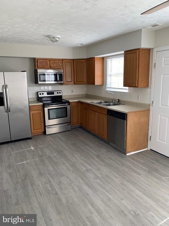 Building Photo - 21392 Edgar Way