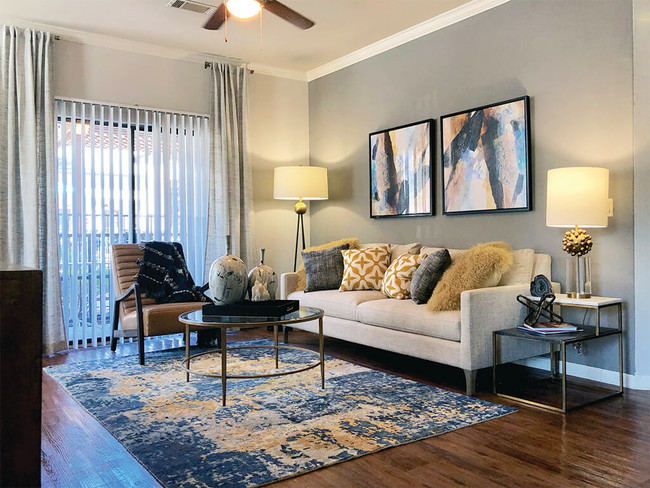 Montfair at the Woodlands Apartments - The Woodlands, TX | Apartments.com