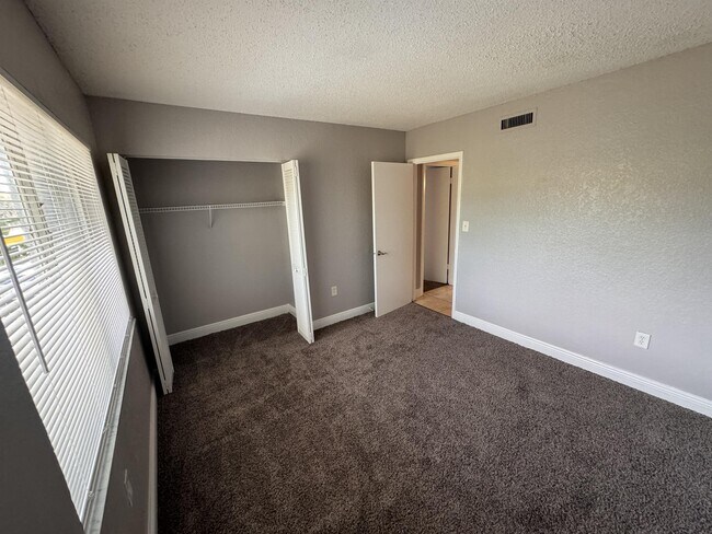 Building Photo - 4731 S Texas Ave