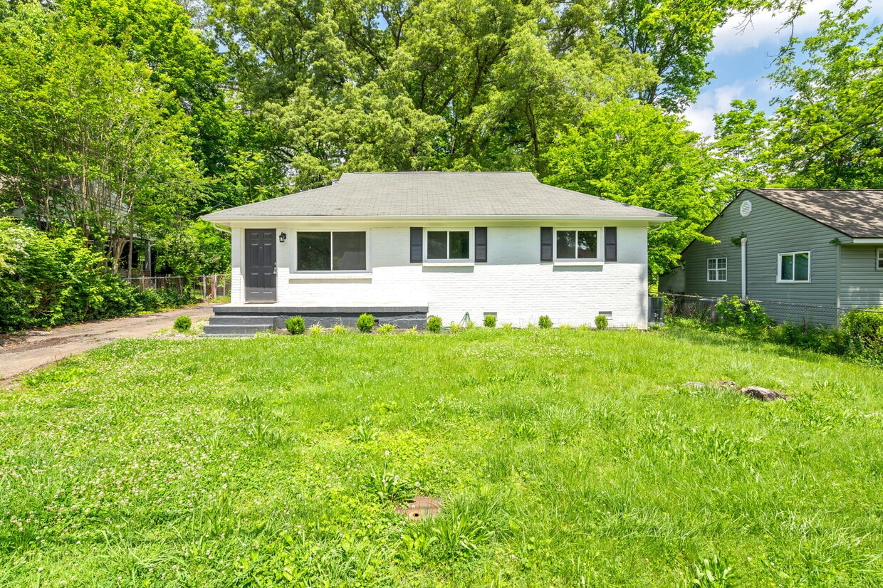 Primary Photo - 415 Taliwa Dr