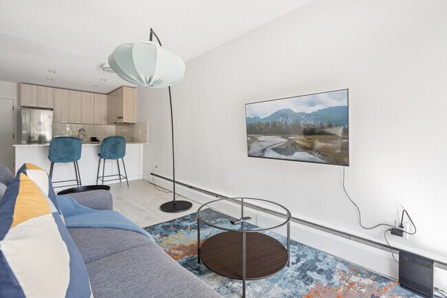 Photo du bâtiment - 55 E 12th Ave