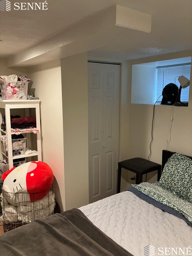 Foto del edificio - 16 Garrison Ave