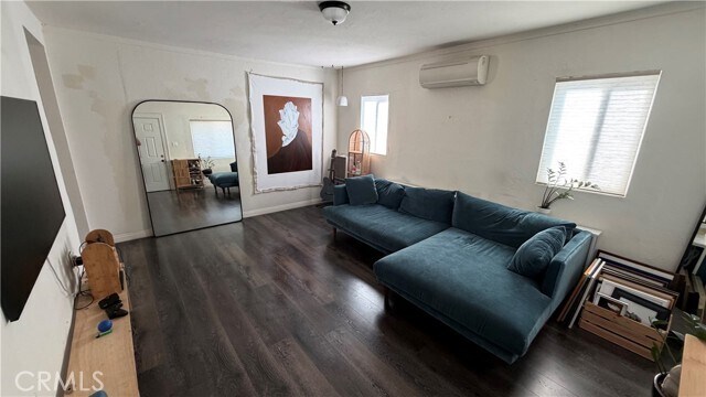 Foto del edificio - 1008 W 17th St